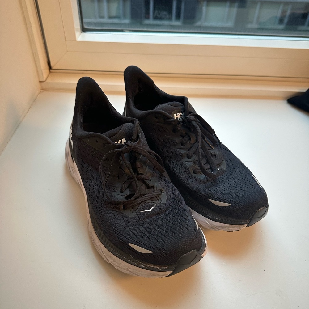 Woman’s Hoka Sneakers